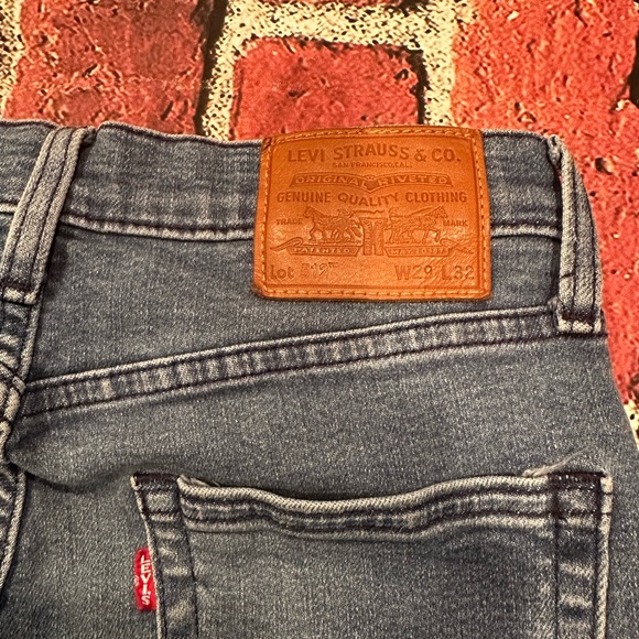 Levi’s 512 slim tapered jeans size 29 x 32
Leather rear patch - Picture 4 of 8